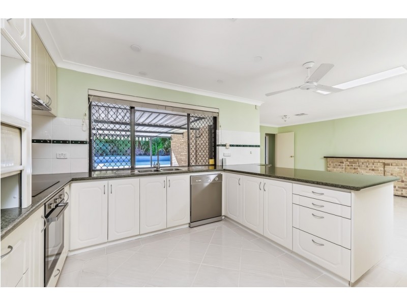 25 Topeka Place, Wanneroo WA 6065