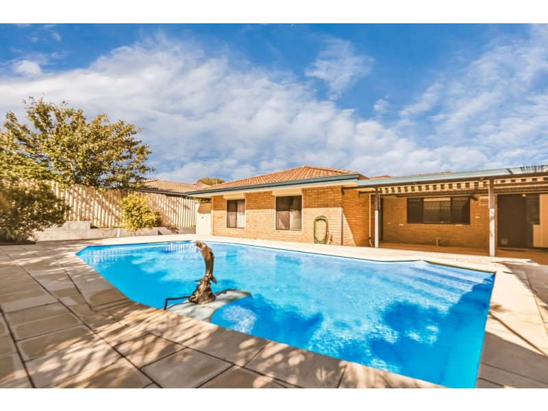 25 Topeka Place, Wanneroo WA 6065