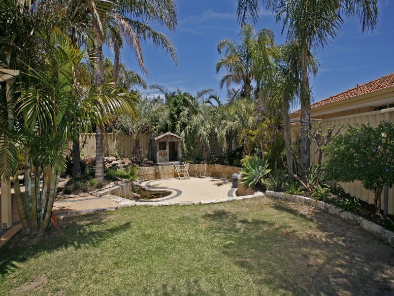 9 Gutha Rtt, Hocking WA 6065