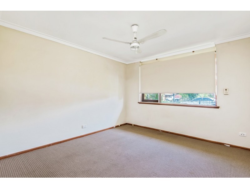 26 Thompson Drive, Wanneroo WA 6065