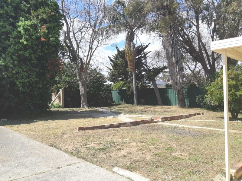 26 Thompson Drive, Wanneroo WA 6065