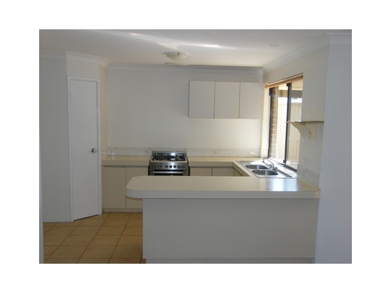 11 Sapling Way, Hocking WA 6065