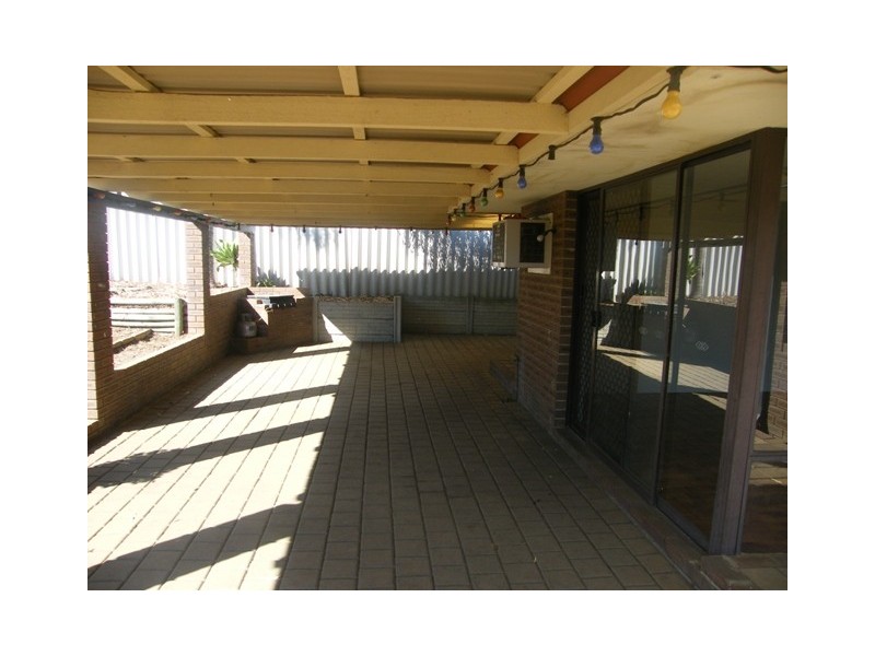 11 Sapling Way, Hocking WA 6065