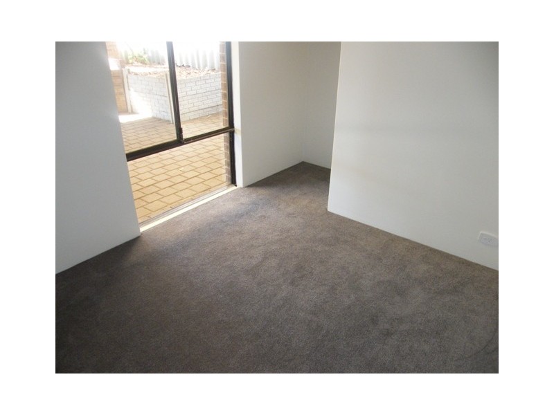 11 Sapling Way, Hocking WA 6065