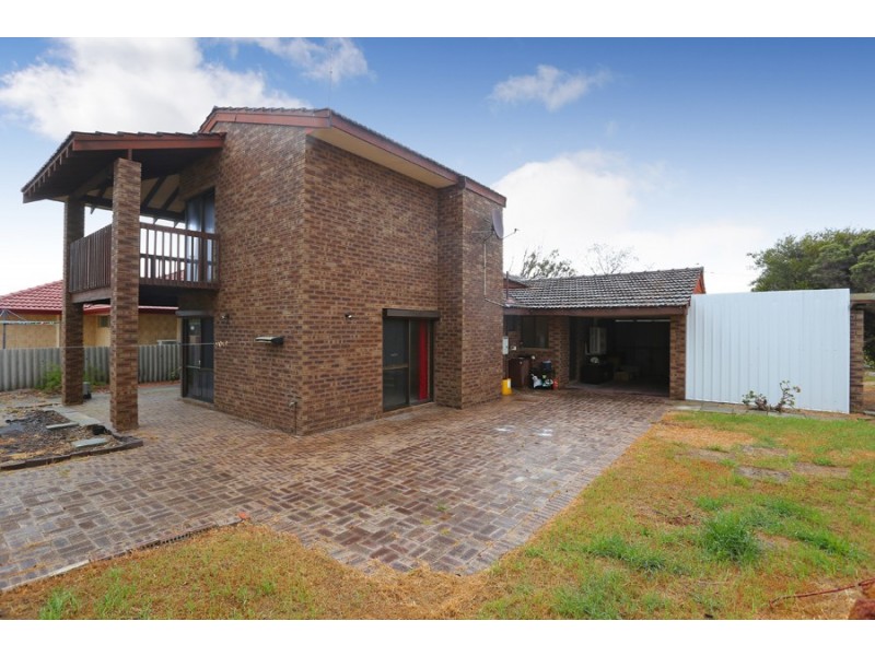4 Nicholas Avenue, Quinns Rocks WA 6030