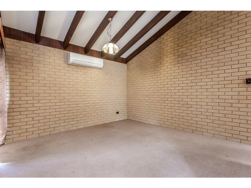 4 Nicholas Avenue, Quinns Rocks WA 6030