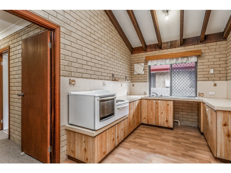 4 Nicholas Avenue, Quinns Rocks WA 6030