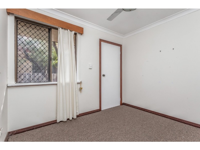 4 Nicholas Avenue, Quinns Rocks WA 6030