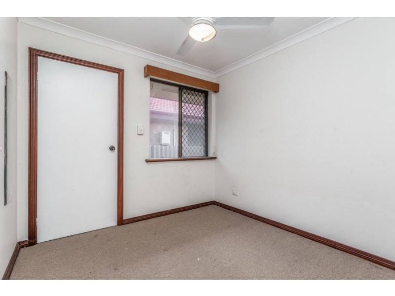 4 Nicholas Avenue, Quinns Rocks WA 6030