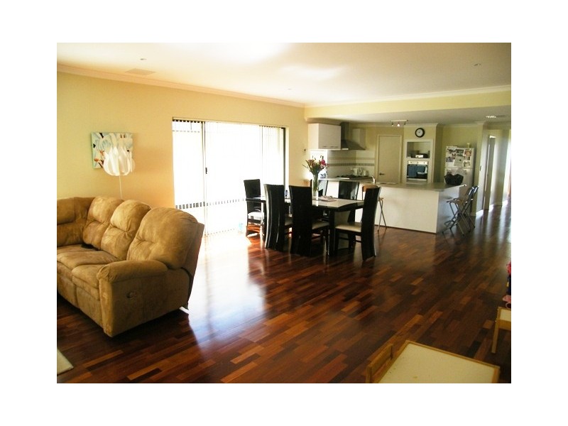 9 Dulles Way, Clarkson WA 6030