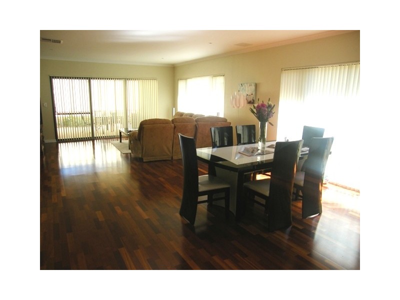 9 Dulles Way, Clarkson WA 6030