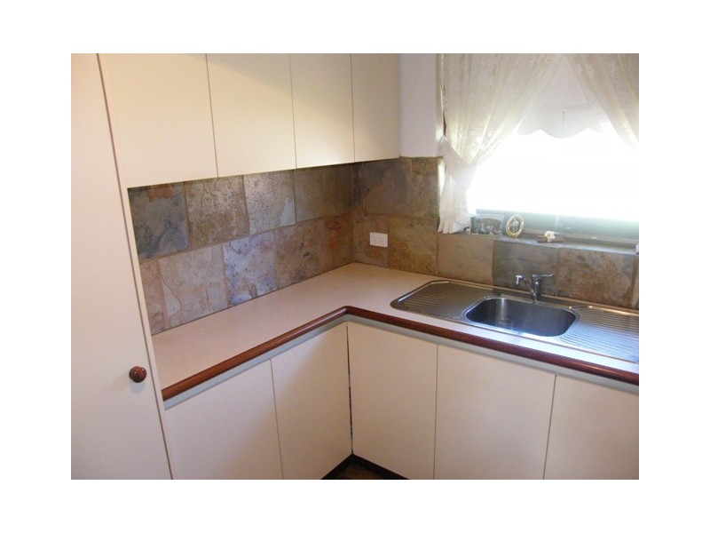 8  Taywood Drive, Wanneroo WA 6065