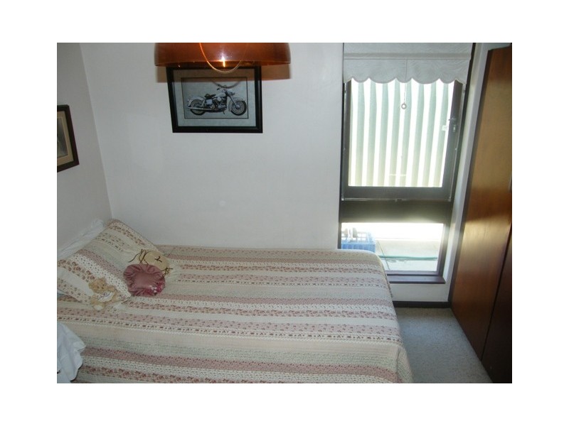 8  Taywood Drive, Wanneroo WA 6065