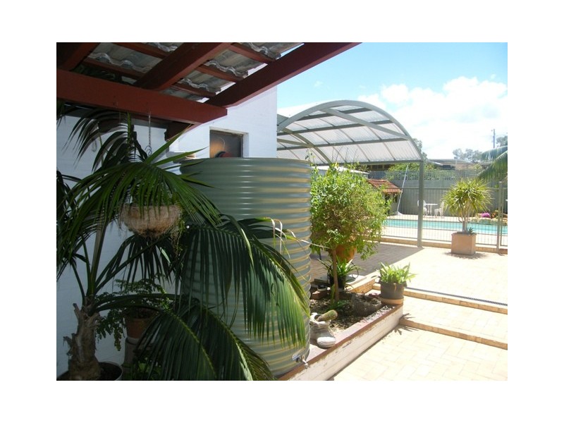 8  Taywood Drive, Wanneroo WA 6065