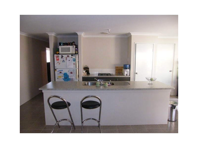 4 Politis Link, Wanneroo WA 6065