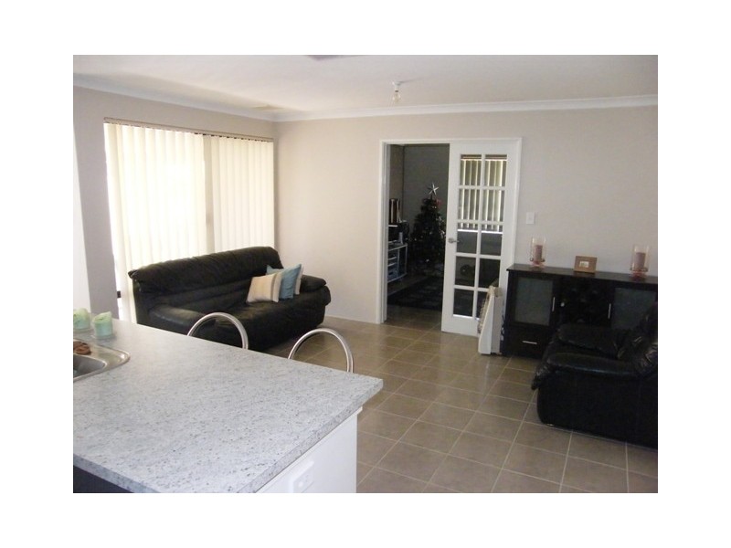 4 Politis Link, Wanneroo WA 6065