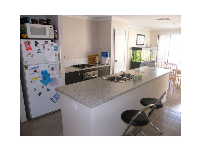 4 Politis Link, Wanneroo WA 6065