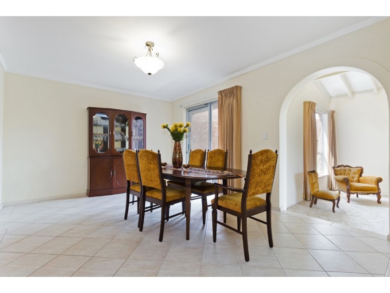 33 Bernedale Way, Duncraig WA 6023