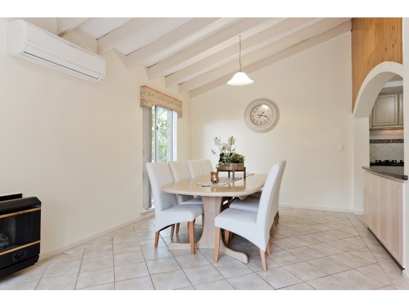 33 Bernedale Way, Duncraig WA 6023