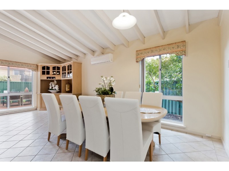 33 Bernedale Way, Duncraig WA 6023