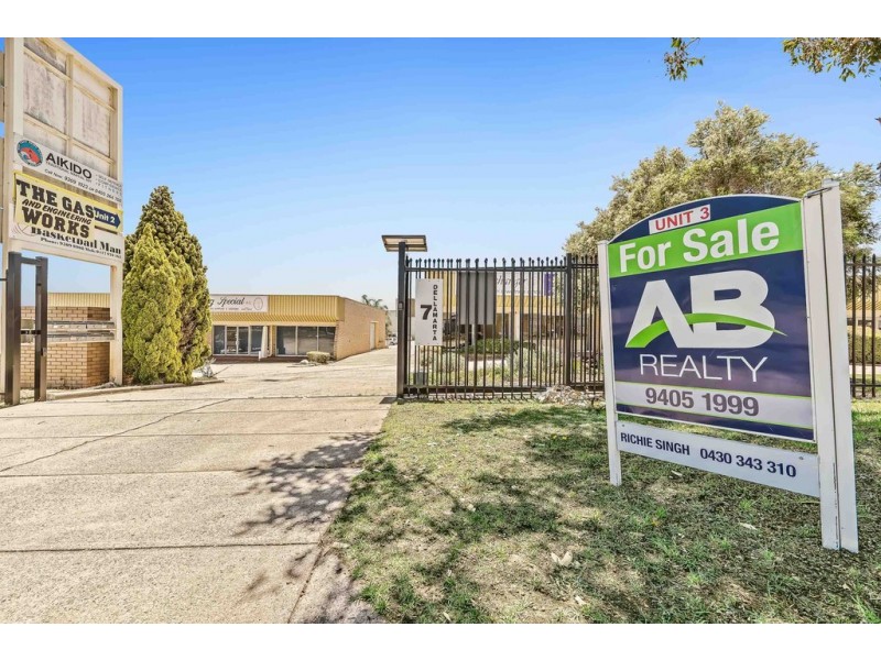 3/7 Dellamarta Road, Wangara WA 6065