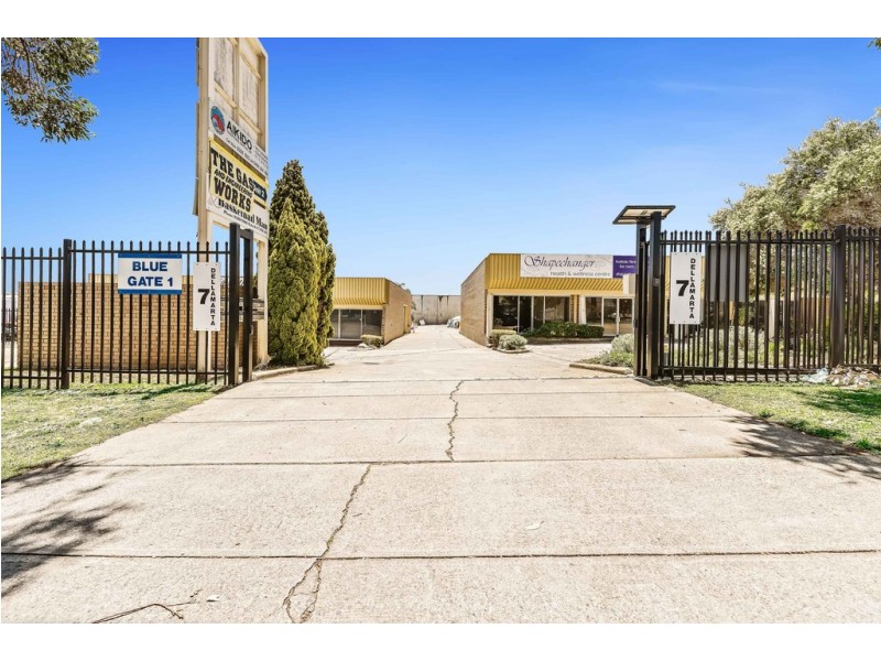 3/7 Dellamarta Road, Wangara WA 6065