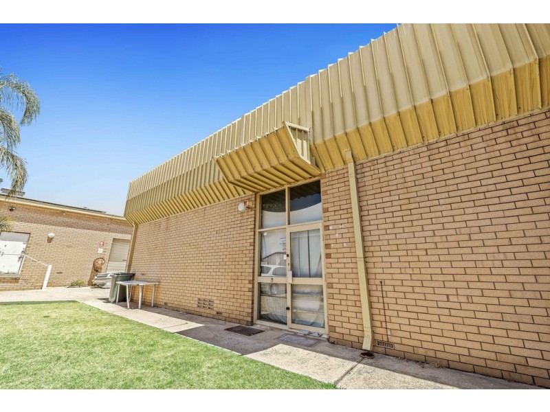 3/7 Dellamarta Road, Wangara WA 6065
