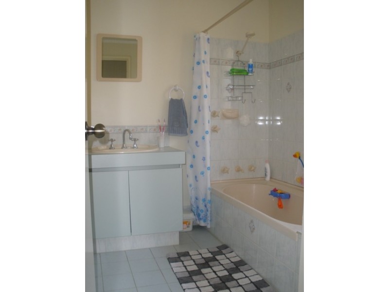 33 Frond Circuit, Banksia Grove WA 6031