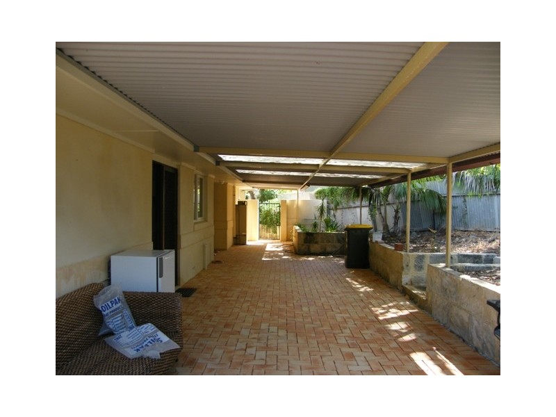 9 Wykes Court, Wanneroo WA 6065