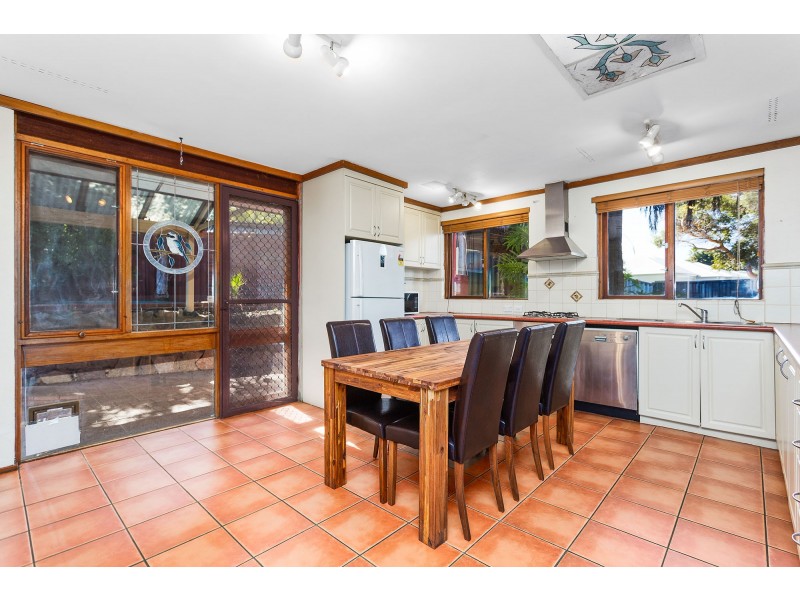 11 Clarkside Court, Wanneroo WA 6065