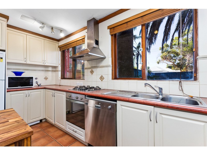 11 Clarkside Court, Wanneroo WA 6065