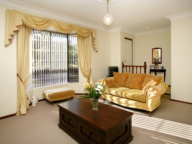 21 Nyunda Drive, Wanneroo WA 6065