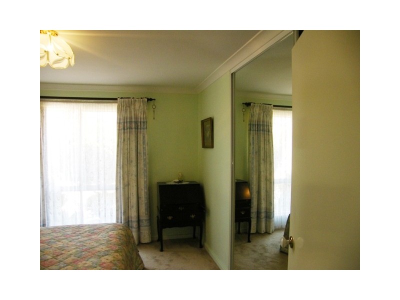 2/4  Callander Ave, Kinross WA 6028