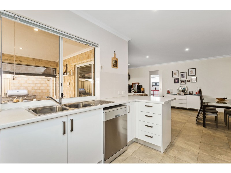 1/37 Wattle Mews, Hocking WA 6065