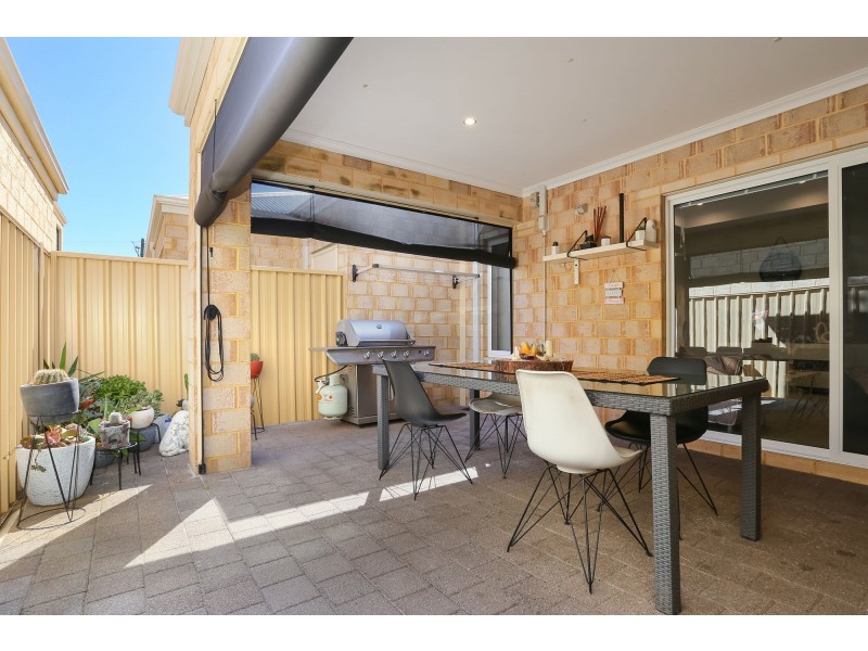 1/37 Wattle Mews, Hocking WA 6065