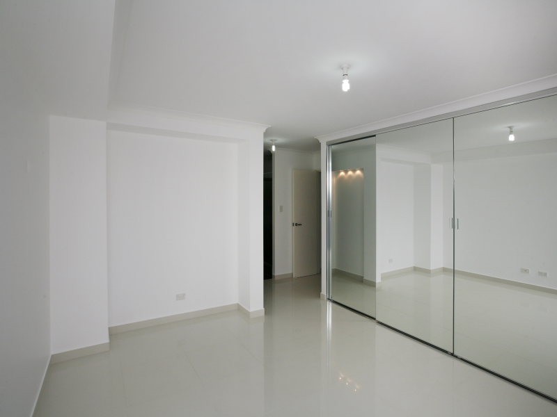 6 Bonvin Gardens, Tapping WA 6065