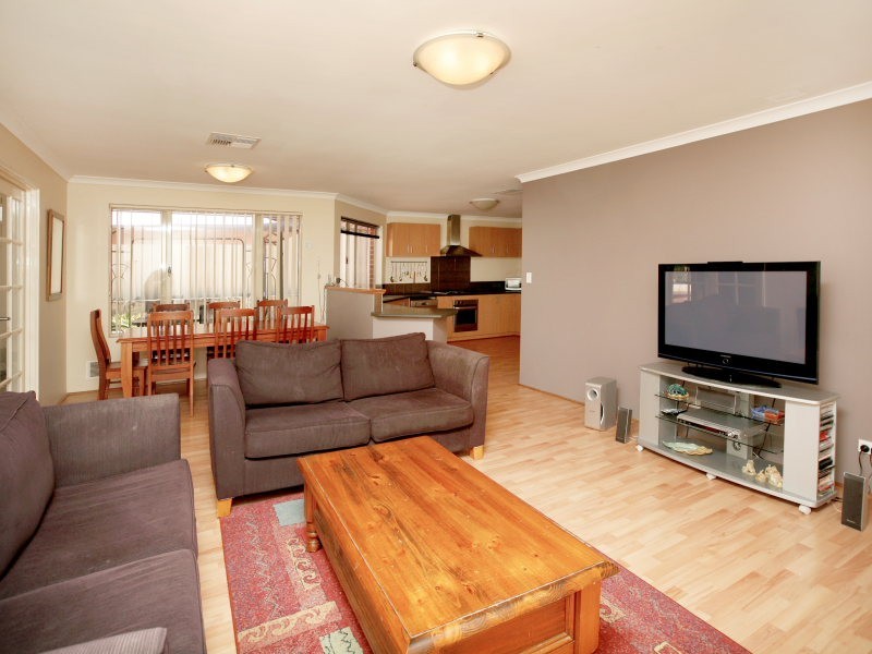 18 Lautrec Loop, Ashby WA 6065