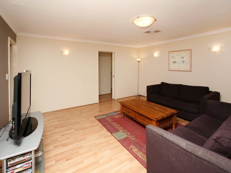18 Lautrec Loop, Ashby WA 6065