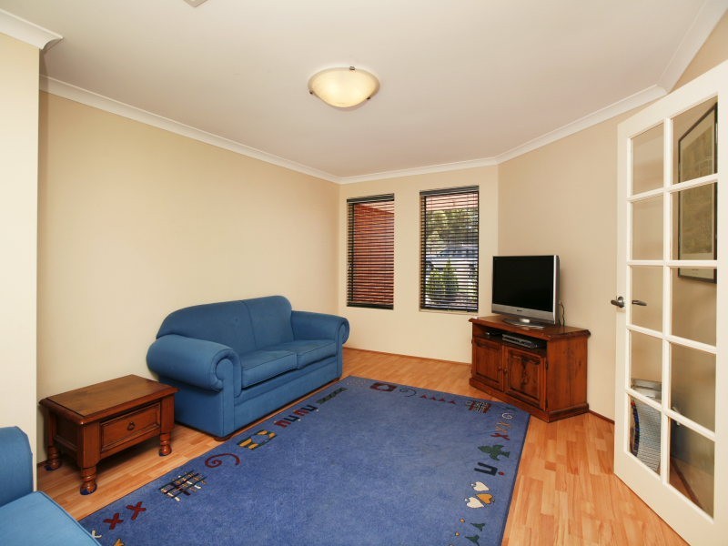 18 Lautrec Loop, Ashby WA 6065