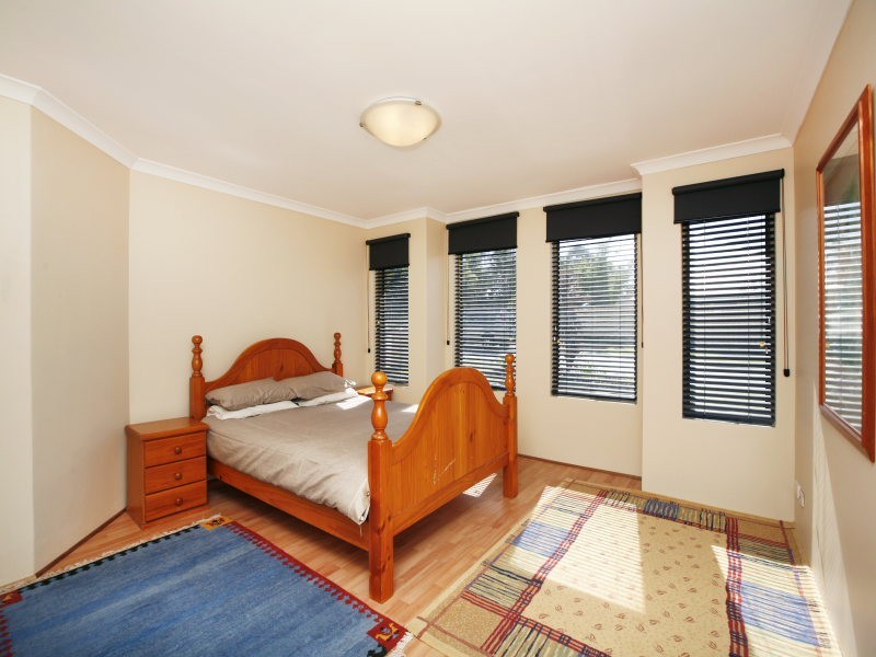 18 Lautrec Loop, Ashby WA 6065