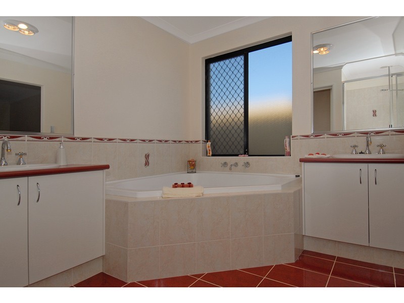 36 Conti Road, Tapping WA 6065
