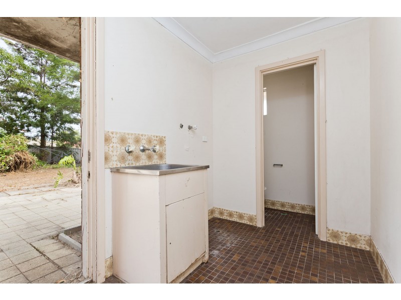 4 Towarda Way, Wanneroo WA 6065