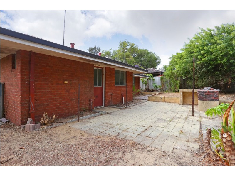 4 Towarda Way, Wanneroo WA 6065