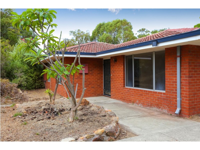 4 Towarda Way, Wanneroo WA 6065