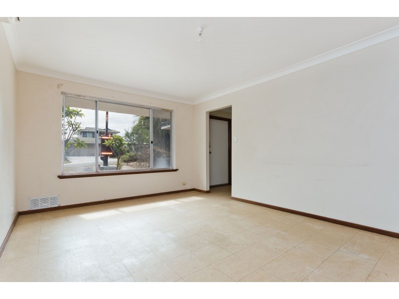 4 Towarda Way, Wanneroo WA 6065