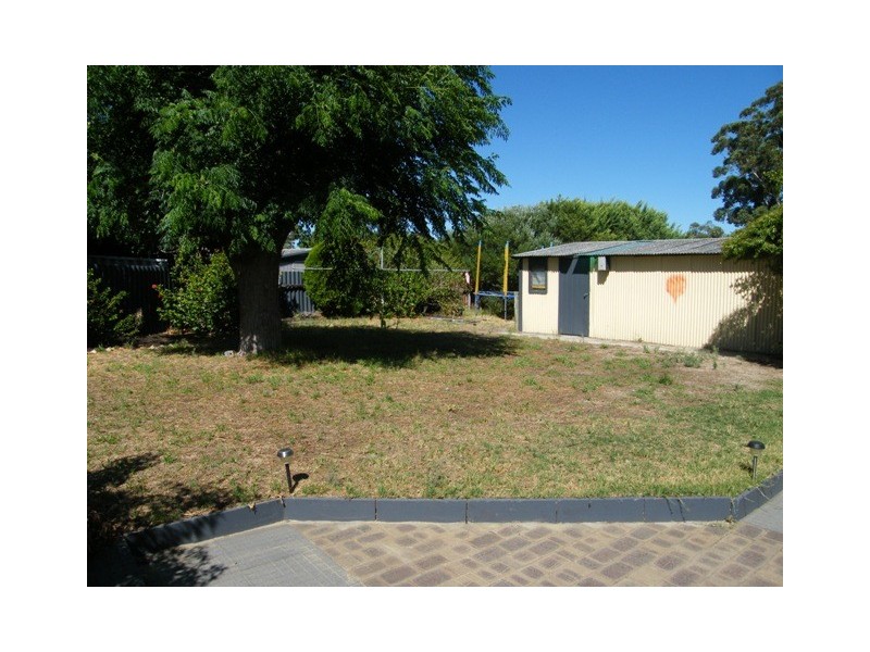 4 Muskoka Ave, Wanneroo WA 6065