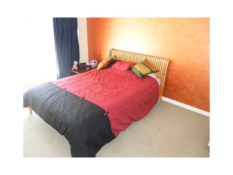 4 Muskoka Ave, Wanneroo WA 6065