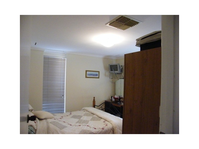 8A  Thompson Drive, Wanneroo WA 6065