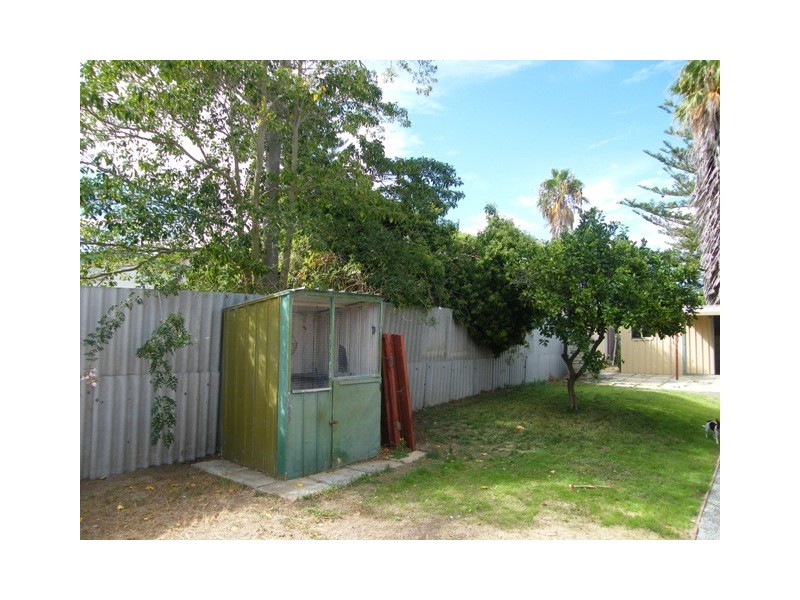 8A  Thompson Drive, Wanneroo WA 6065