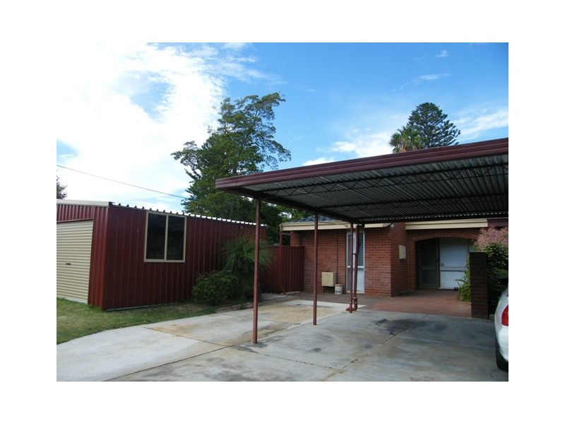 8A  Thompson Drive, Wanneroo WA 6065